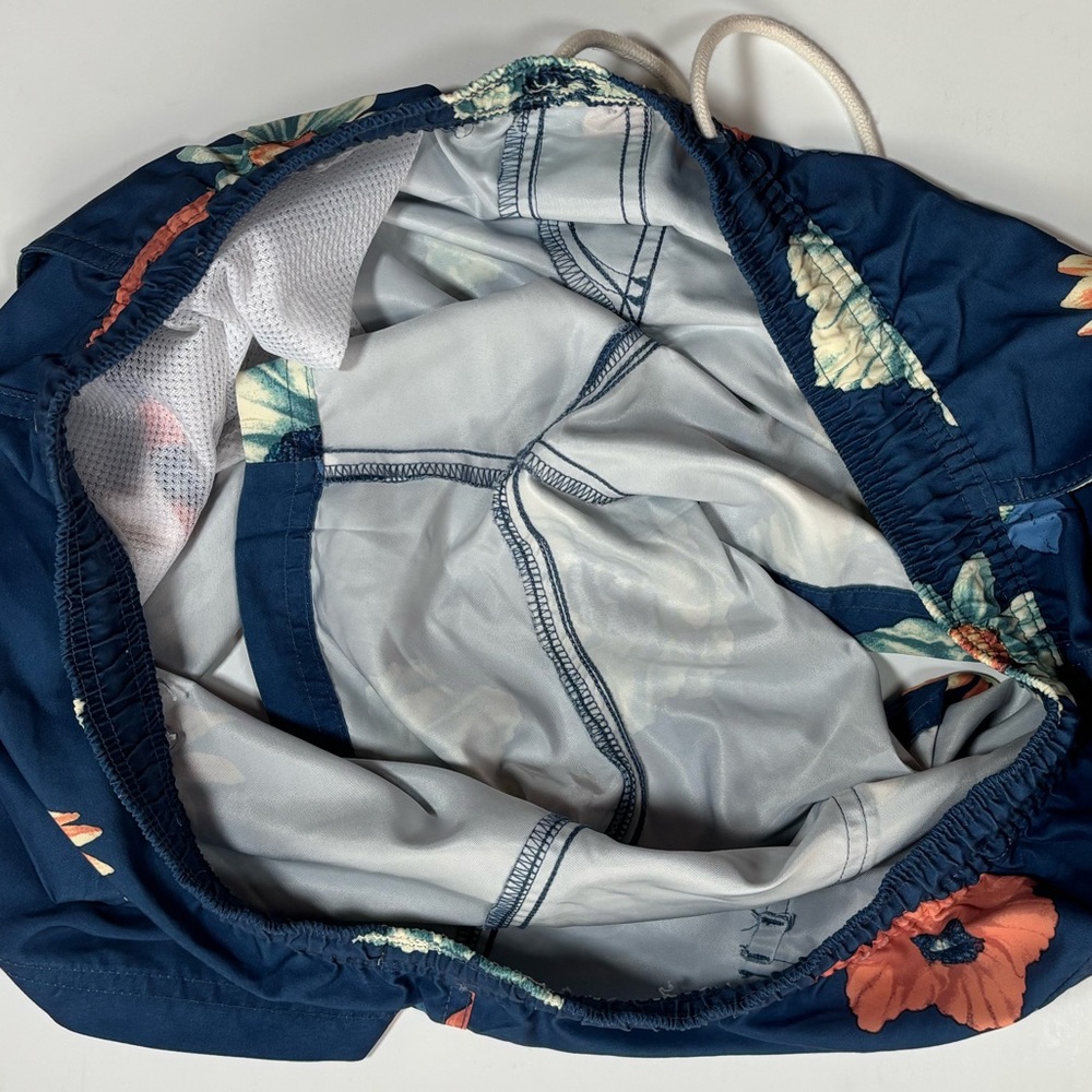 American Eagle 4.5” Blue Floral Swim Trunks Shorts Size L - Picture 4 of 12